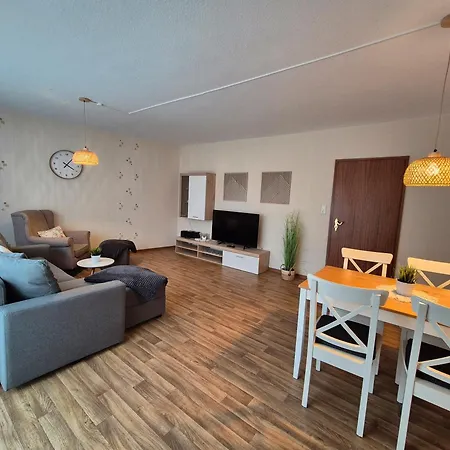 Ursel Apartment