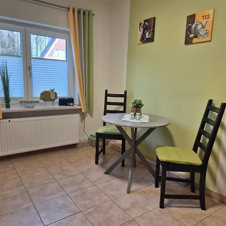 Ursel Apartment